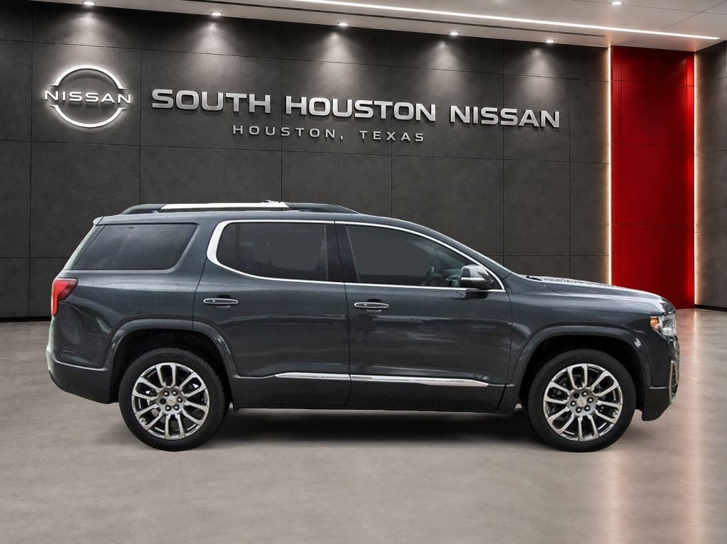 Used 2023 GMC Acadia Denali w/ Denali Ultimate Package FWD image 5
