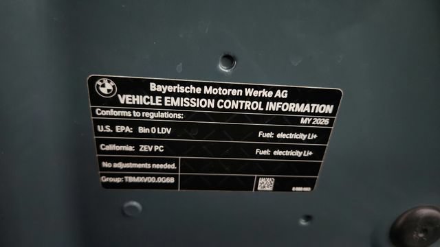 Used 2026 BMW i5 eDrive40 AWD/4WD image 90