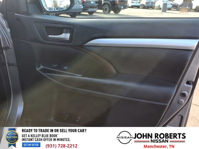 Used 2019 Toyota Highlander XLE image 20