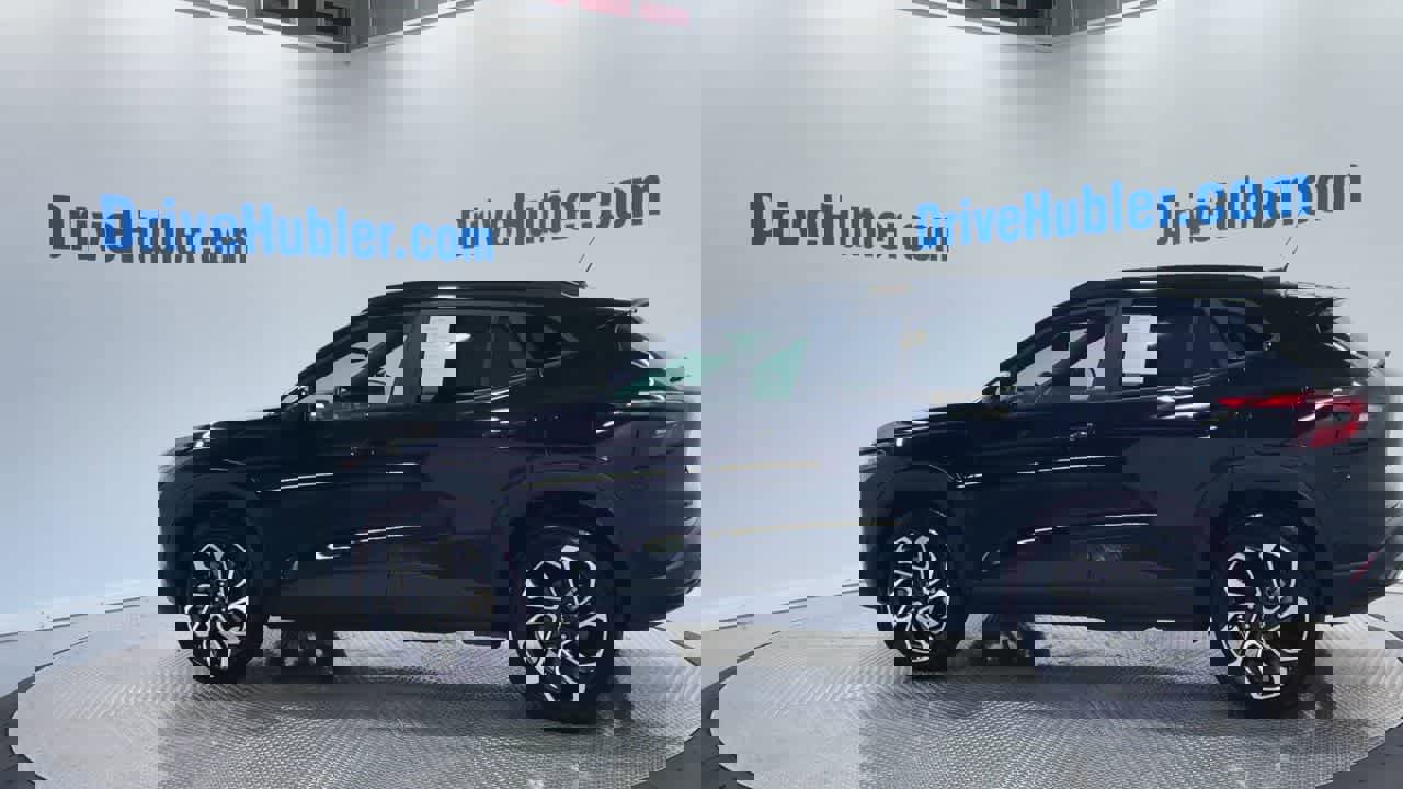 Used 2025 Chevrolet Trax RS w/ Sunroof Package image 9