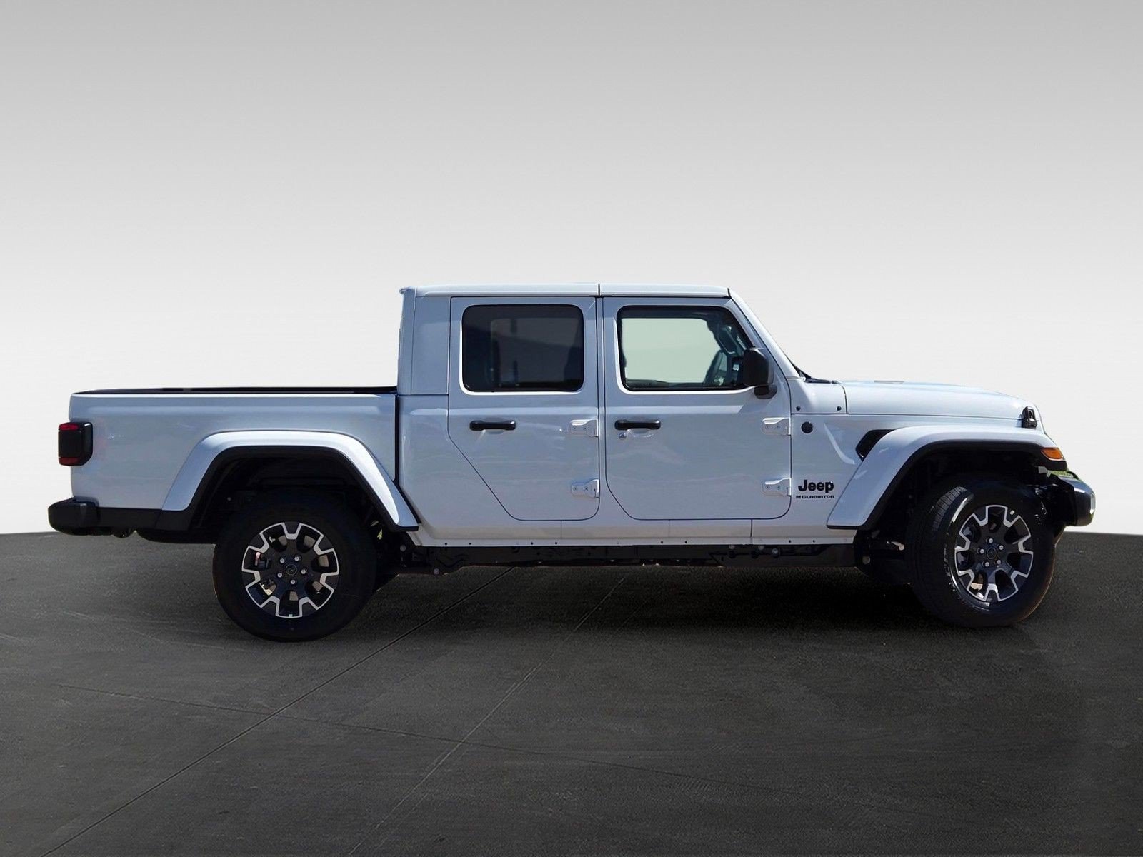 New 2026 Jeep Gladiator Sport AWD/4WD image 4