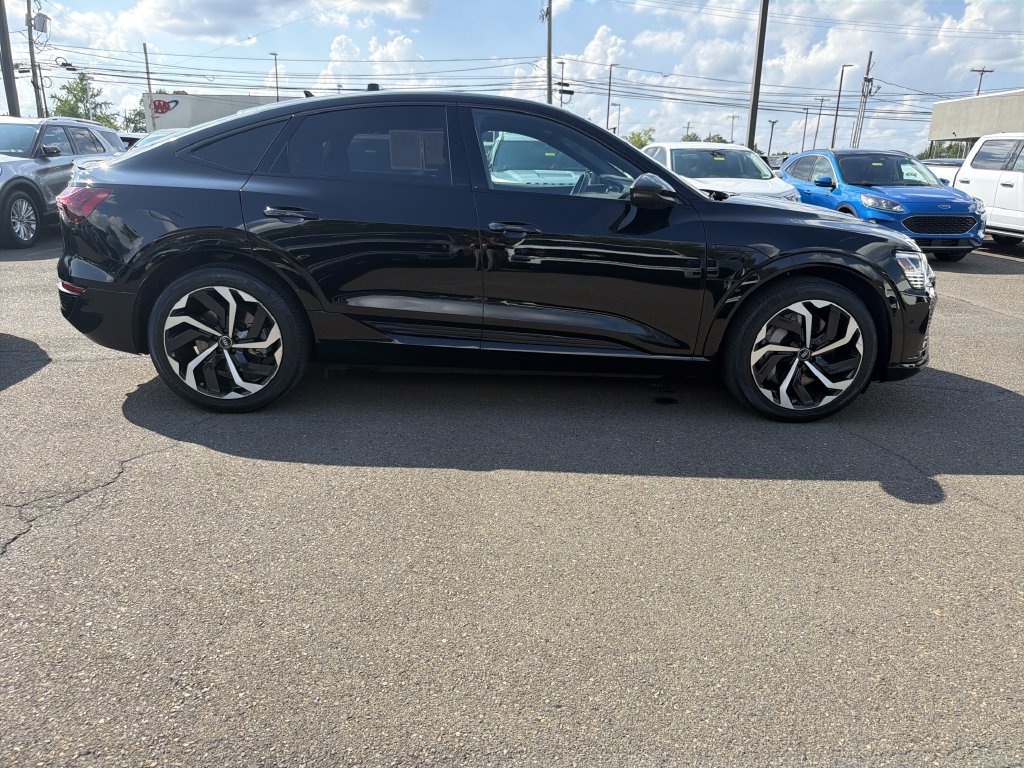 Used 2024 Audi Q8 e-tron Prestige w/ Prestige Package AWD/4WD image 6