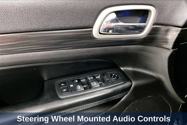 Used 2020 Jeep Grand Cherokee Altitude AWD/4WD image 47