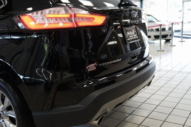 Used 2022 Ford Edge Titanium image 12