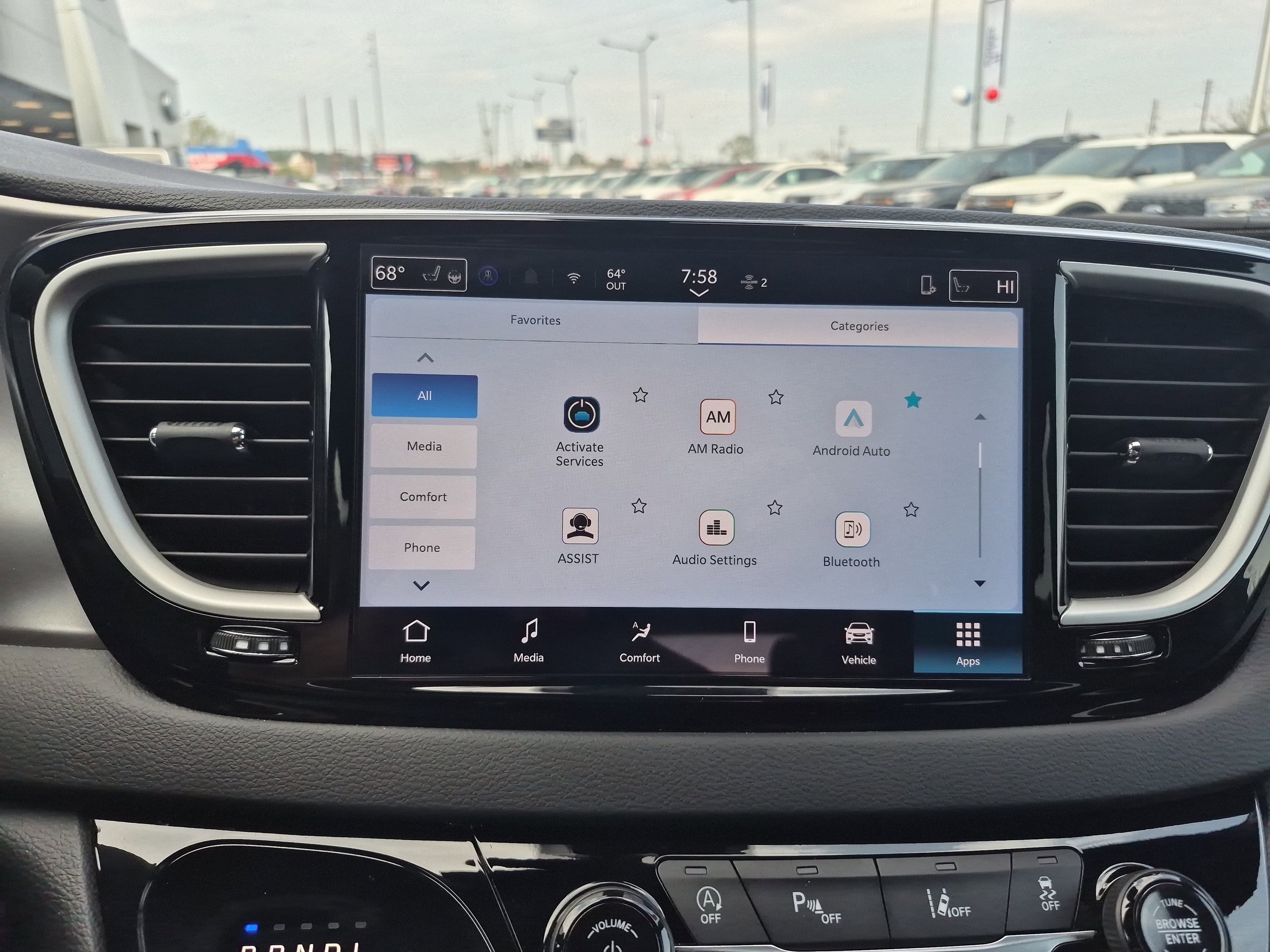 Used 2026 Chrysler Pacifica Select image 34