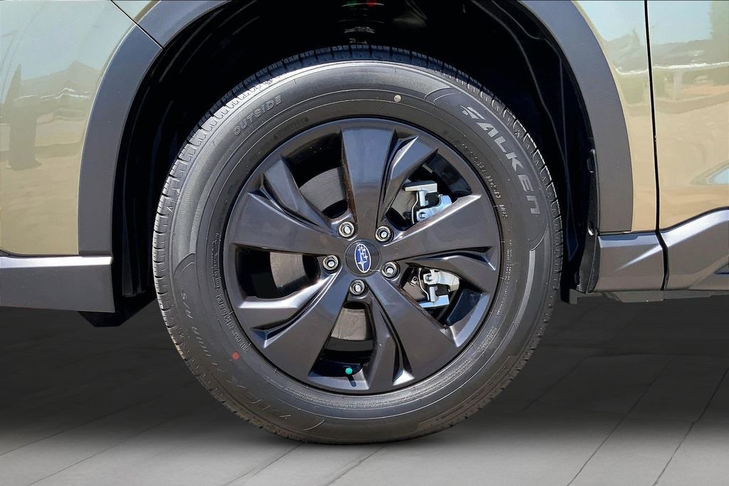 Certified 2026 Subaru Ascent Premium AWD/4WD image 33