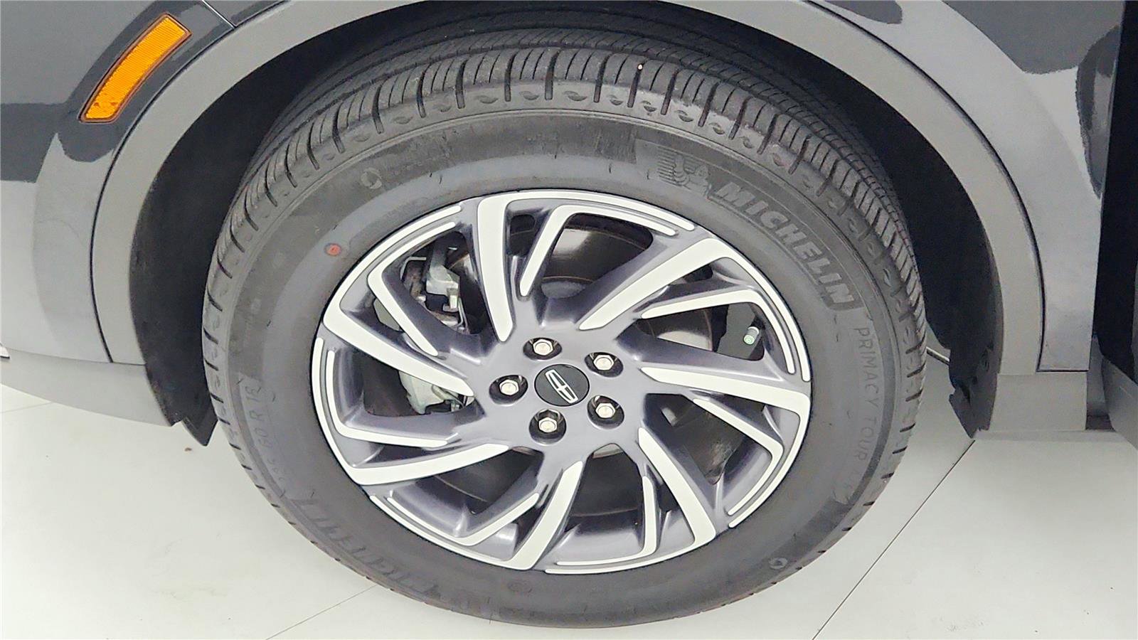 Used 2023 Lincoln Corsair AWD w/ Equipment Group 101A image 16