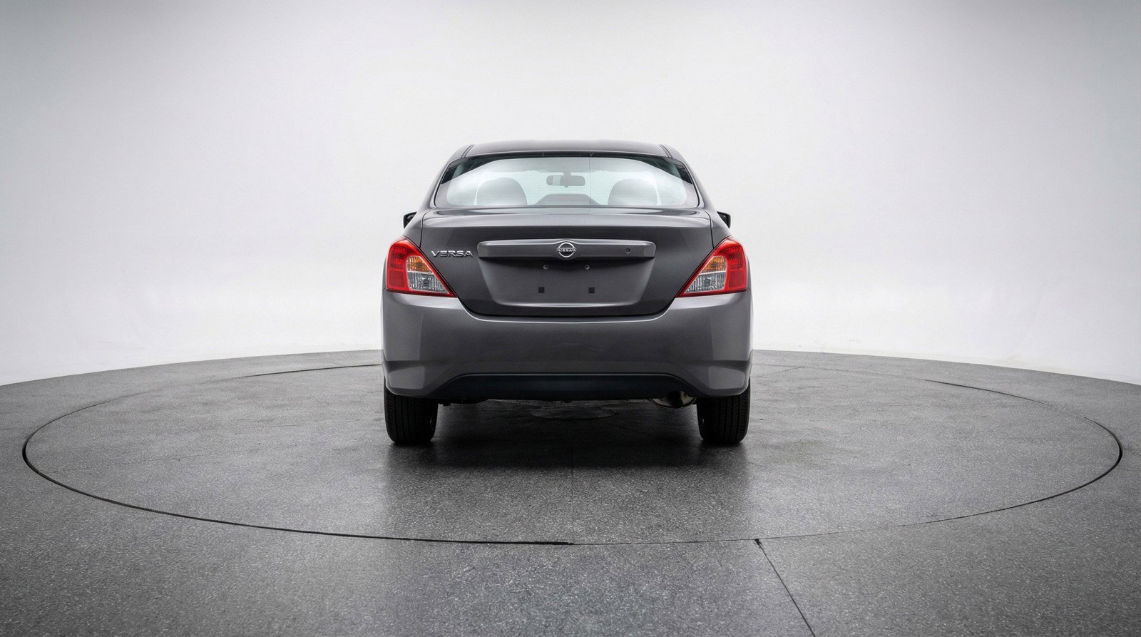 Used 2025 Nissan Versa SV image 7