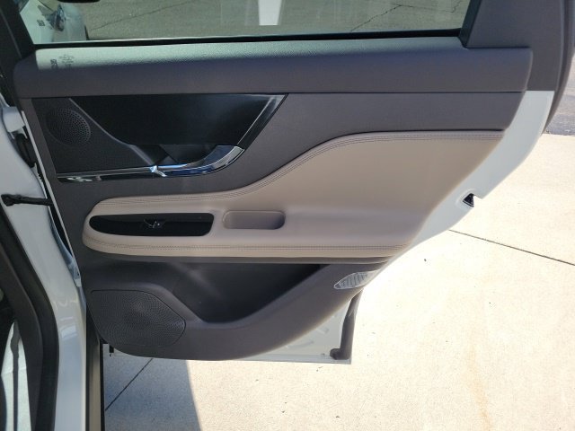 Certified 2023 Lincoln Corsair FWD image 21