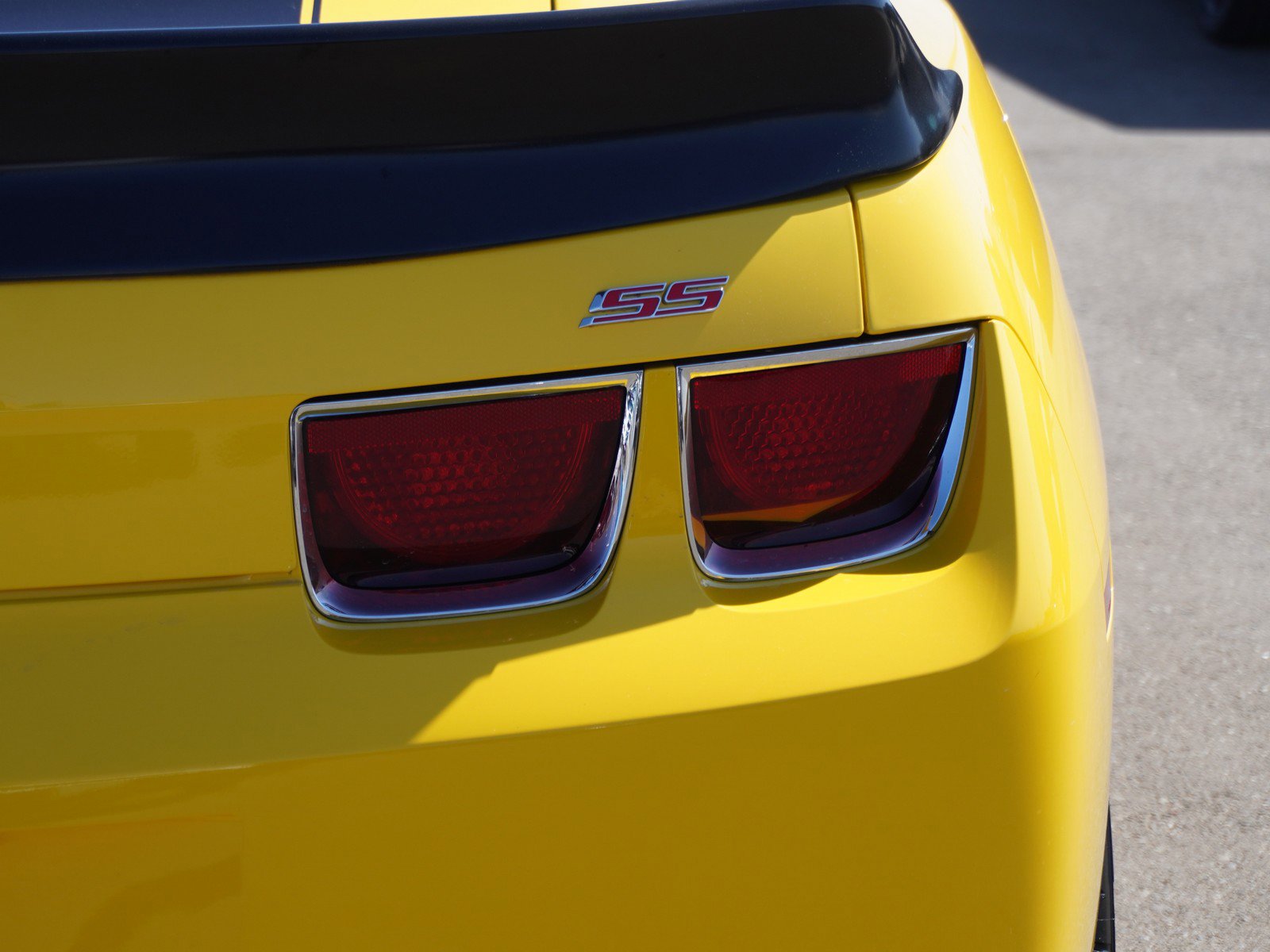 Used 2011 Chevrolet Camaro SS w/ RS Package image 10