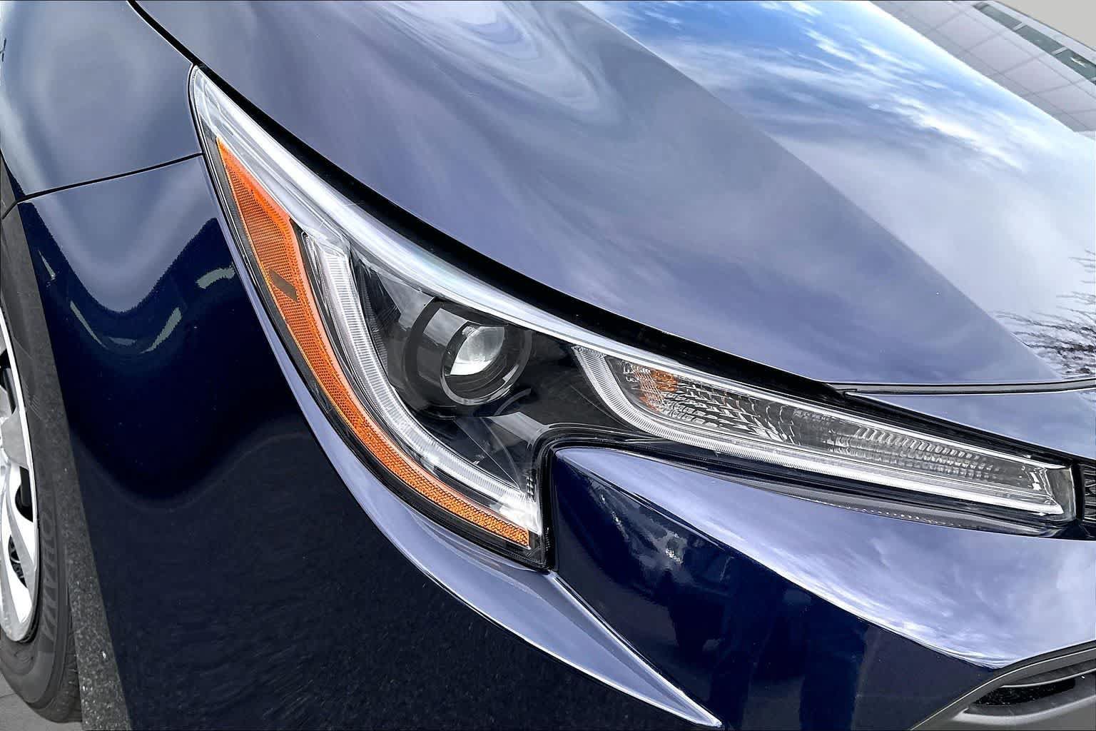 New 2027 Toyota Corolla LE FWD image 13