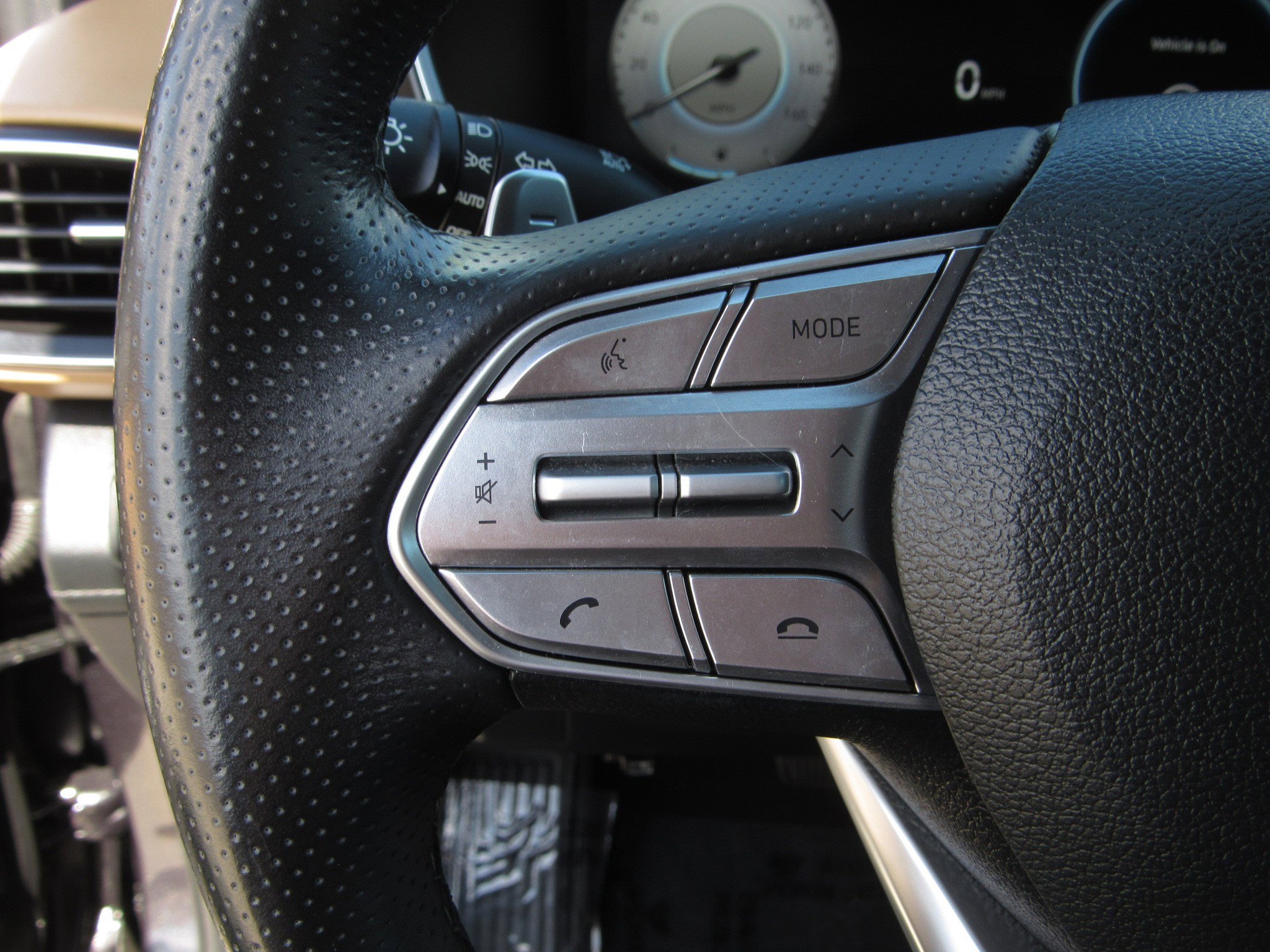 Used 2022 Hyundai Santa Fe Calligraphy image 25