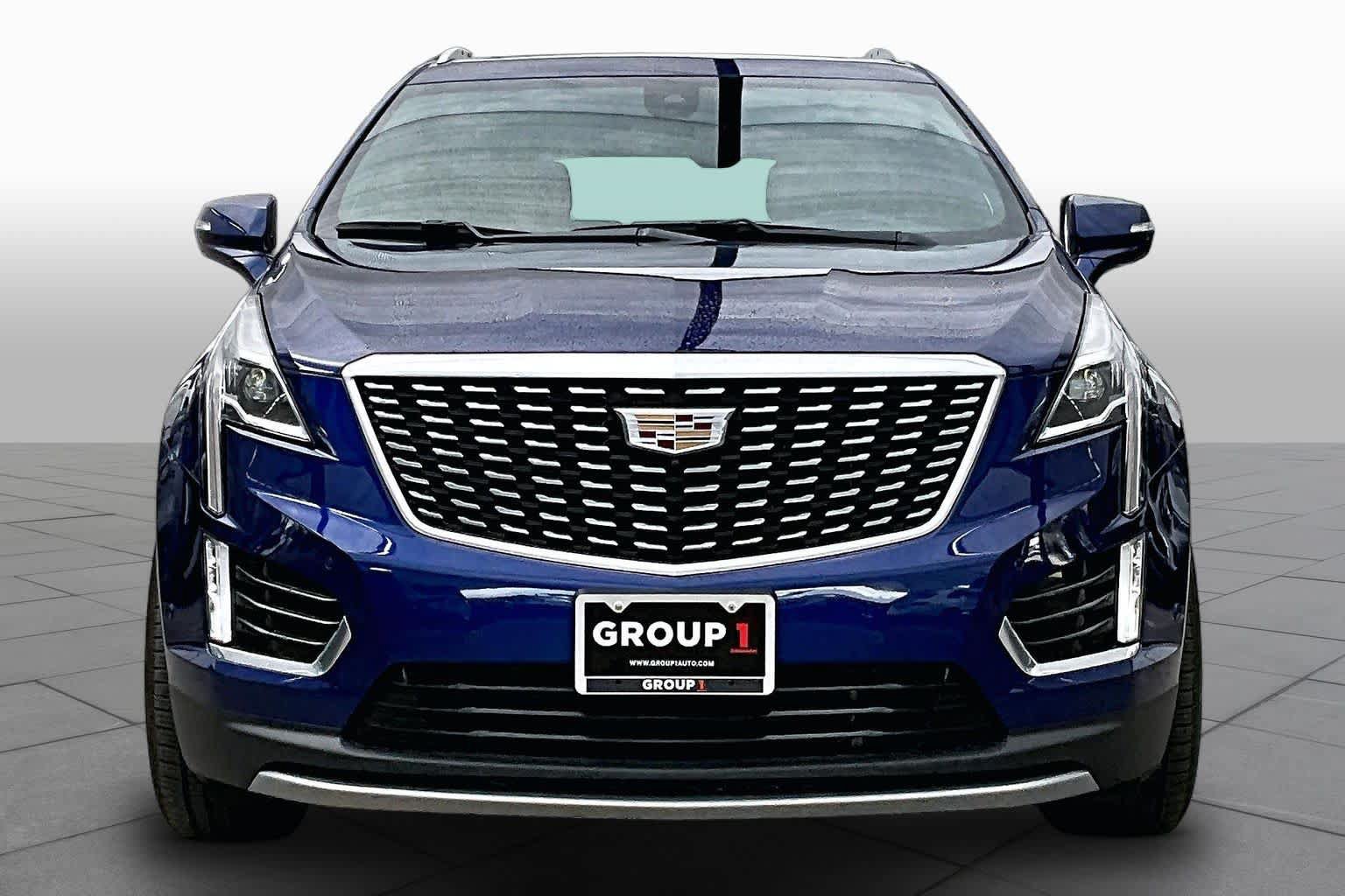 Used 2023 Cadillac XT5 Premium Luxury w/ Technology Package FWD image 4