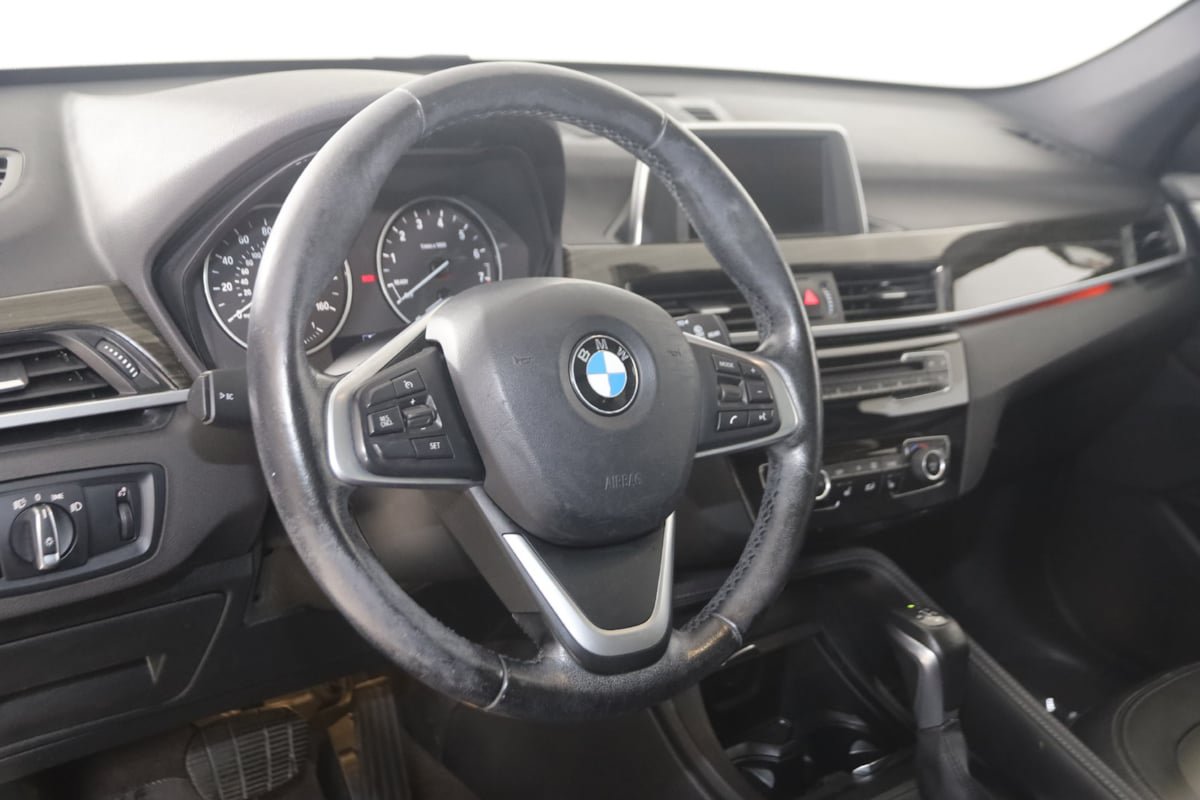 Used 2017 BMW X1 xDrive28i AWD/4WD image 5