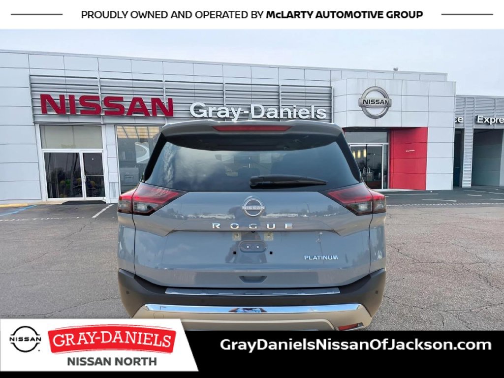 Used 2023 Nissan Rogue Platinum w/ Platinum Premium Package FWD image 6