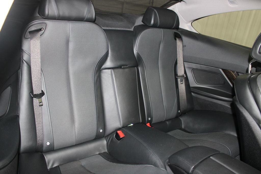 Used 2012 BMW 650i xDrive Coupe image 28