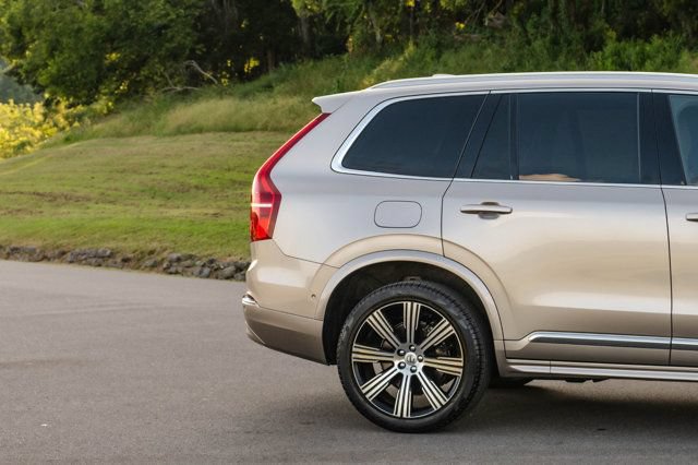 Used 2023 Volvo XC90 B6 Ultimate AWD/4WD image 8