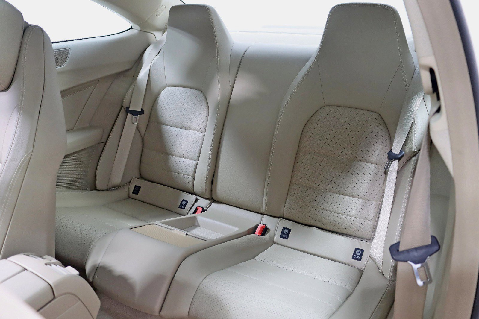 Used 2013 Mercedes-Benz C 250 Coupe image 24