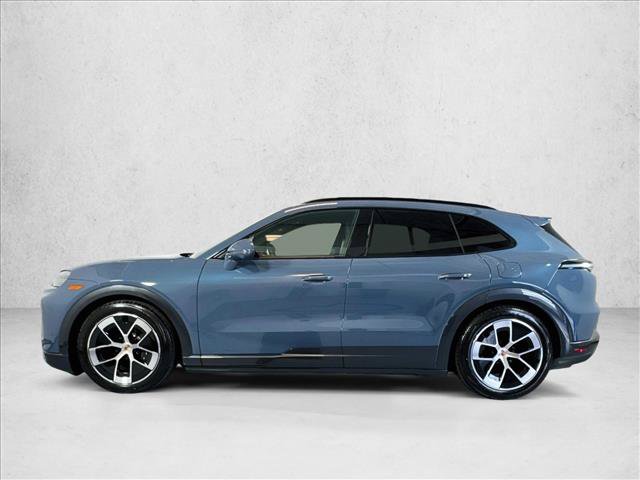 New 2026 Porsche Cayenne Electric AWD/4WD image 2