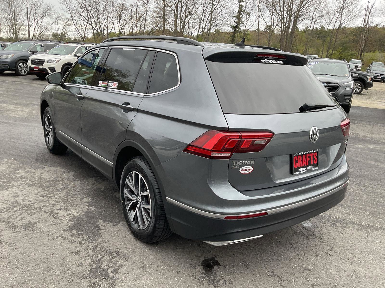 Used 2020 Volkswagen Tiguan SE w/ Panoramic Sunroof Package AWD/4WD image 3