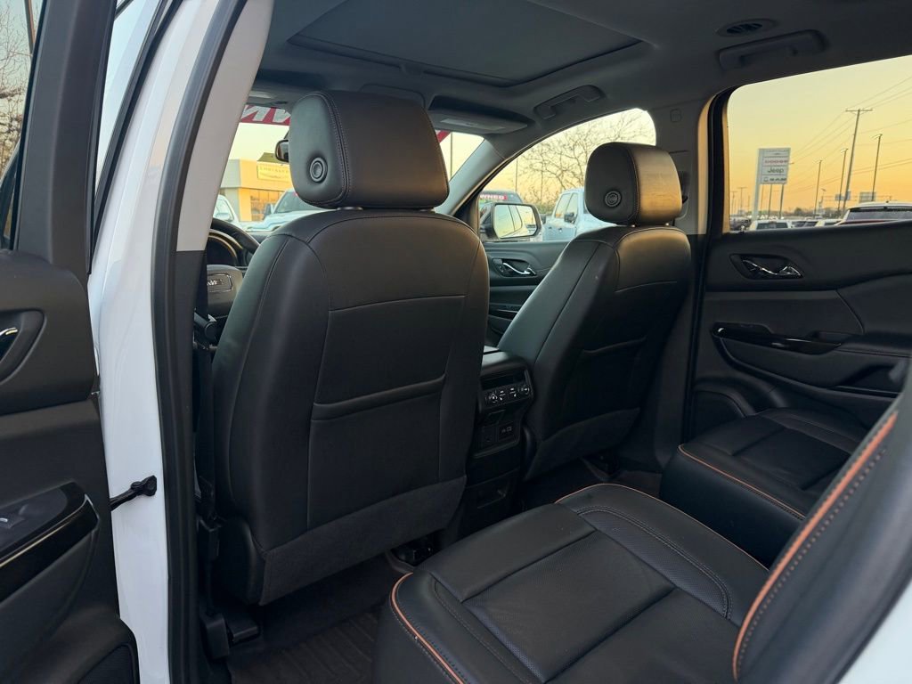 Used 2023 GMC Acadia AT4 w/ Technology Package image 26