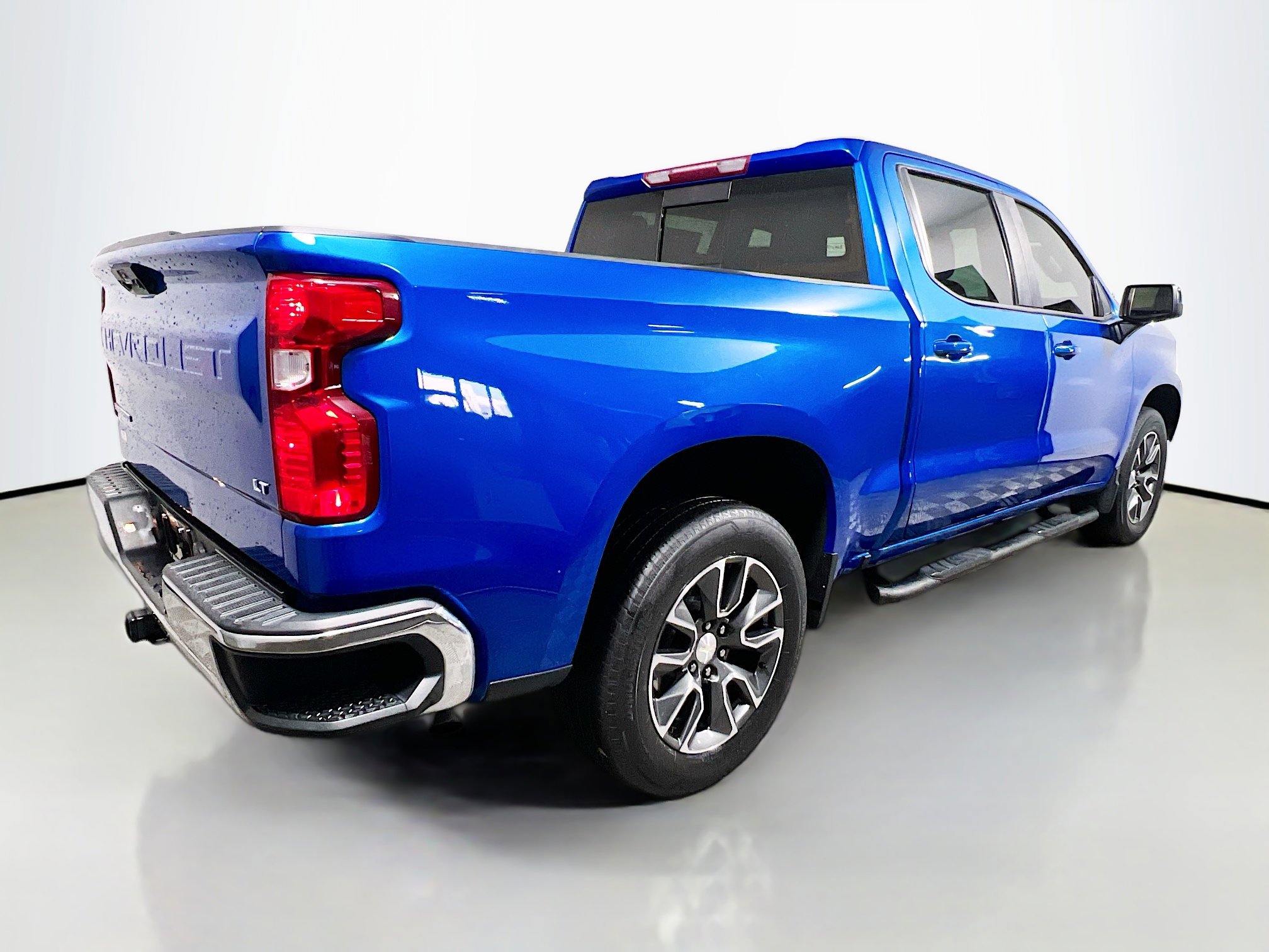 Used 2022 Chevrolet Silverado 1500 LT w/ All Star Edition Plus image 4
