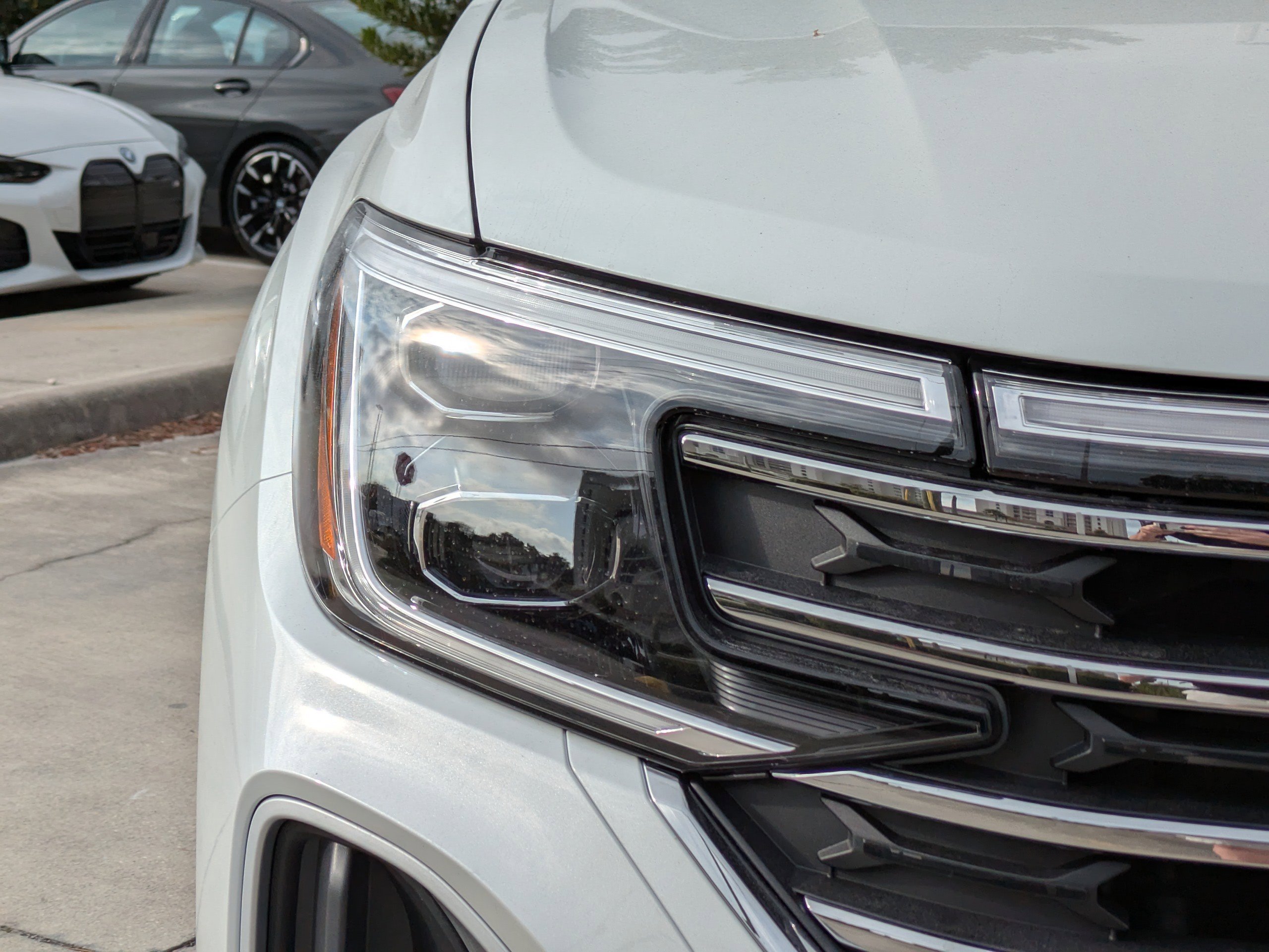 New 2026 Volkswagen Atlas SE image 10