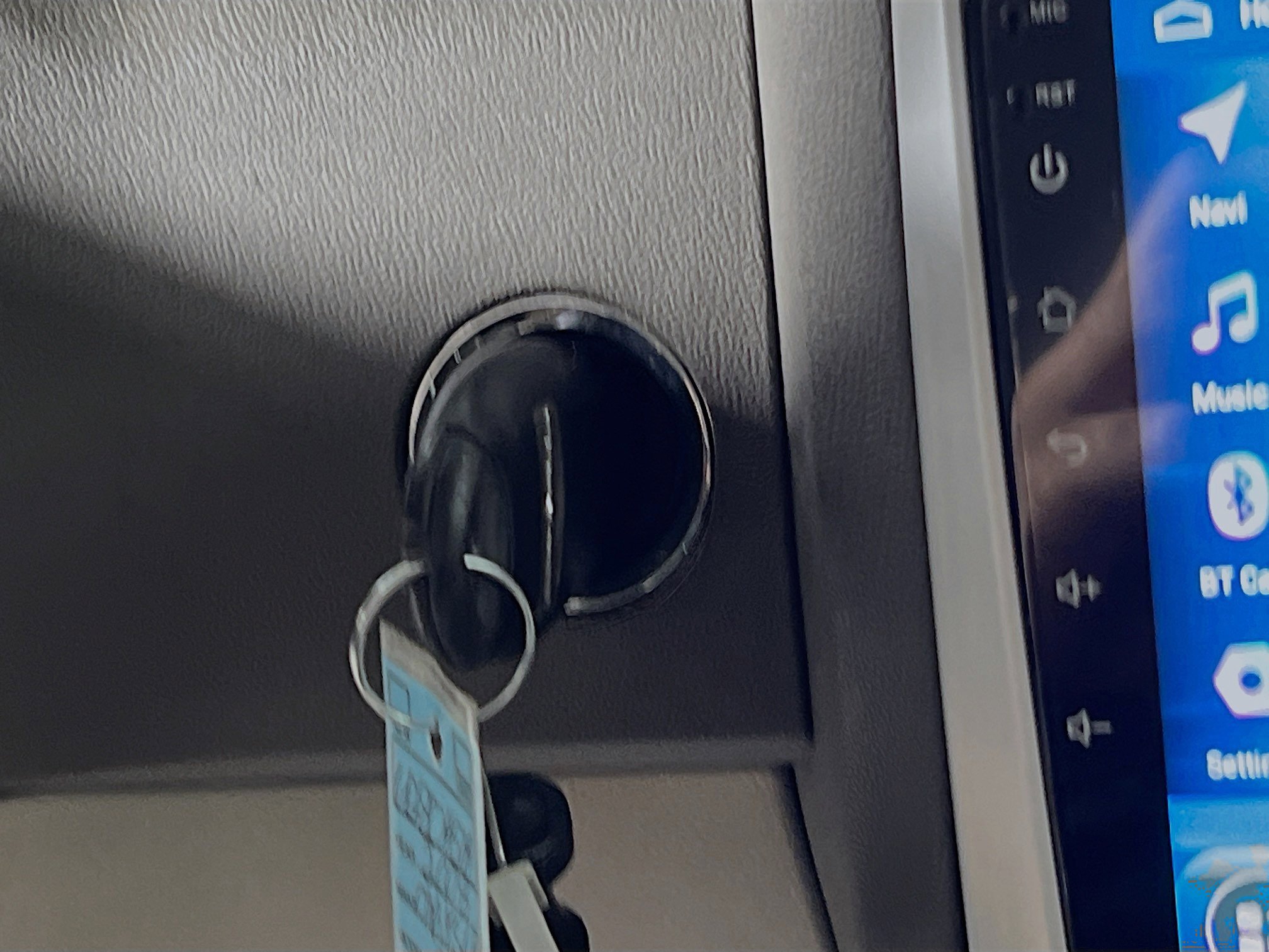 Used 2008 Chrysler 300 LX image 21