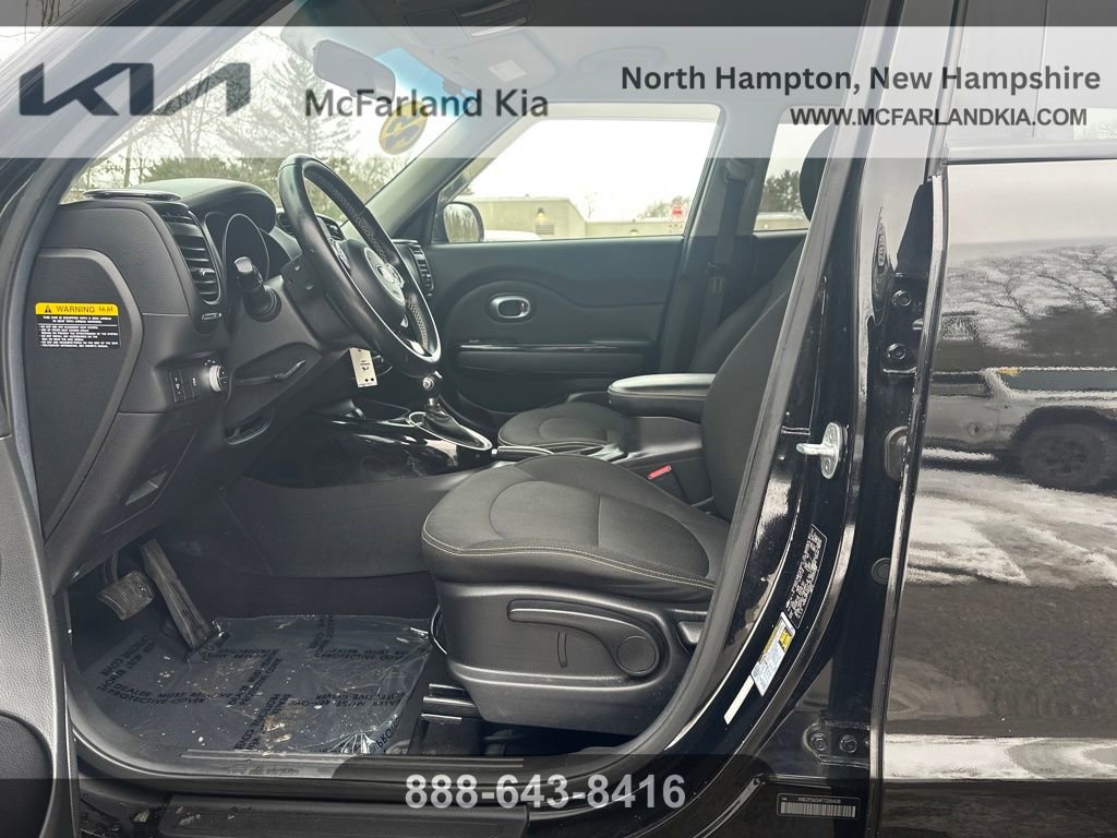 Used 2015 Kia Soul + w/ Audio Package image 11