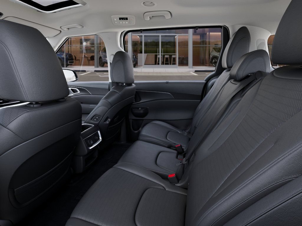 New 2027 Kia Carnival SX Prestige FWD image 18