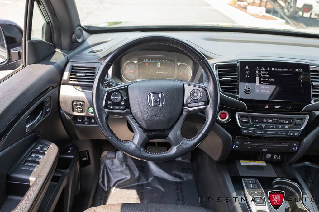 Used 2022 Honda Pilot Black Edition image 2