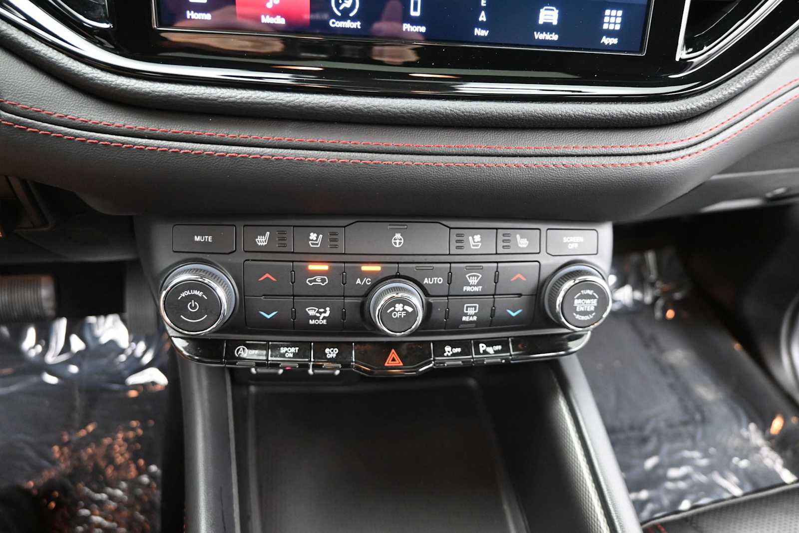Used 2024 Dodge Durango GT AWD/4WD image 20