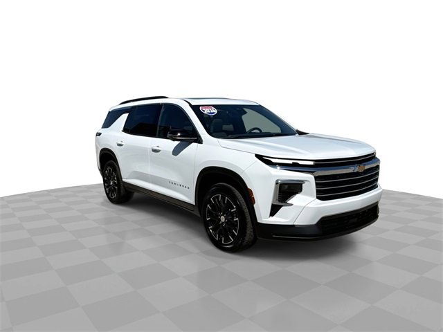 New 2026 Chevrolet Traverse LT w/ Sun and Wheel Package image 2