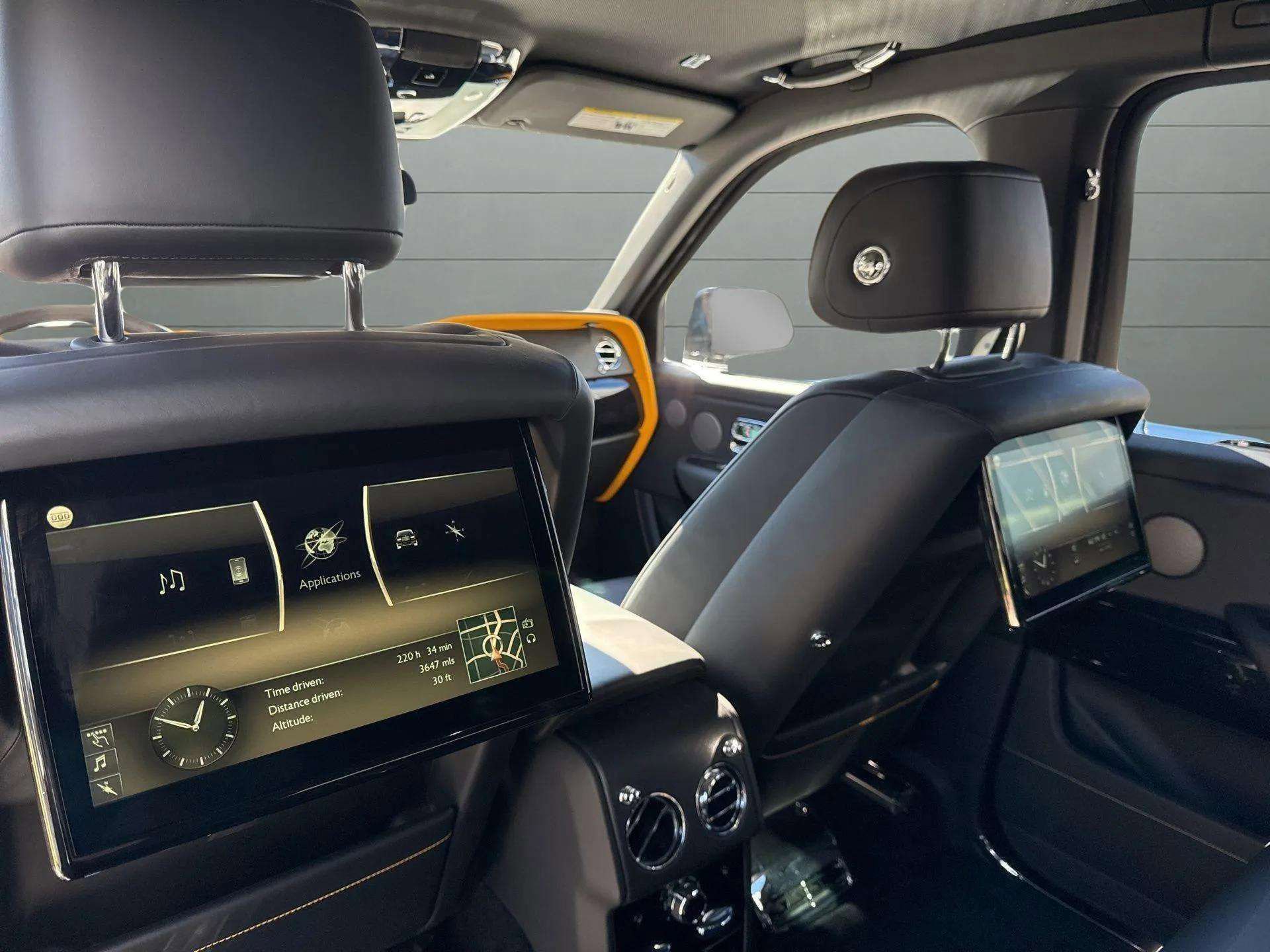 Used 2022 Rolls-Royce Cullinan image 14