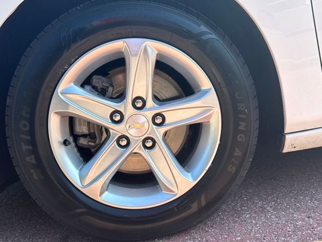 Used 2023 Chevrolet Malibu LS w/ Driver Confidence Package image 26