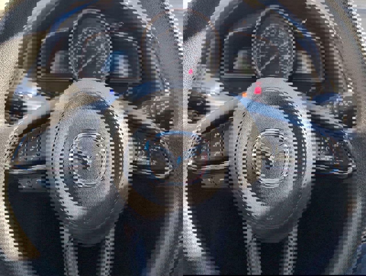 Used 2018 MAZDA MAZDA3 Sport image 17