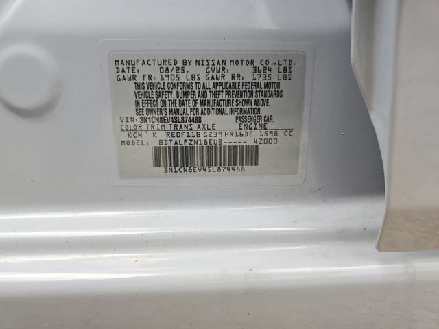 Used 2025 Nissan Versa SV w/ Trunk Package FWD image 32