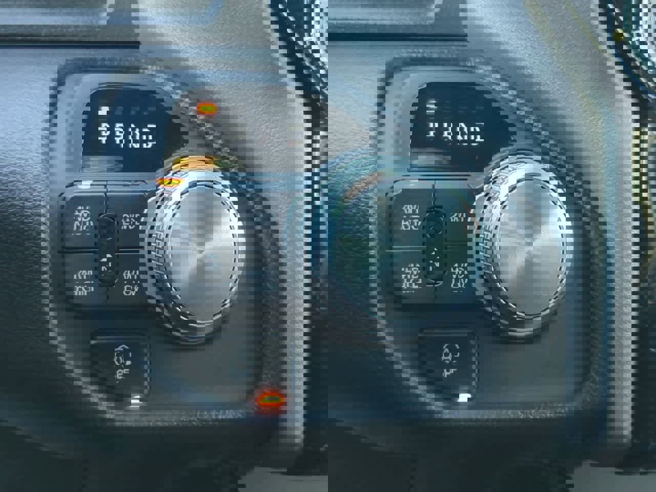 Used 2025 RAM 1500 Laramie image 33