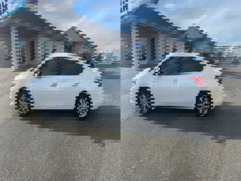 Used 2019 Nissan Sentra SV image 8