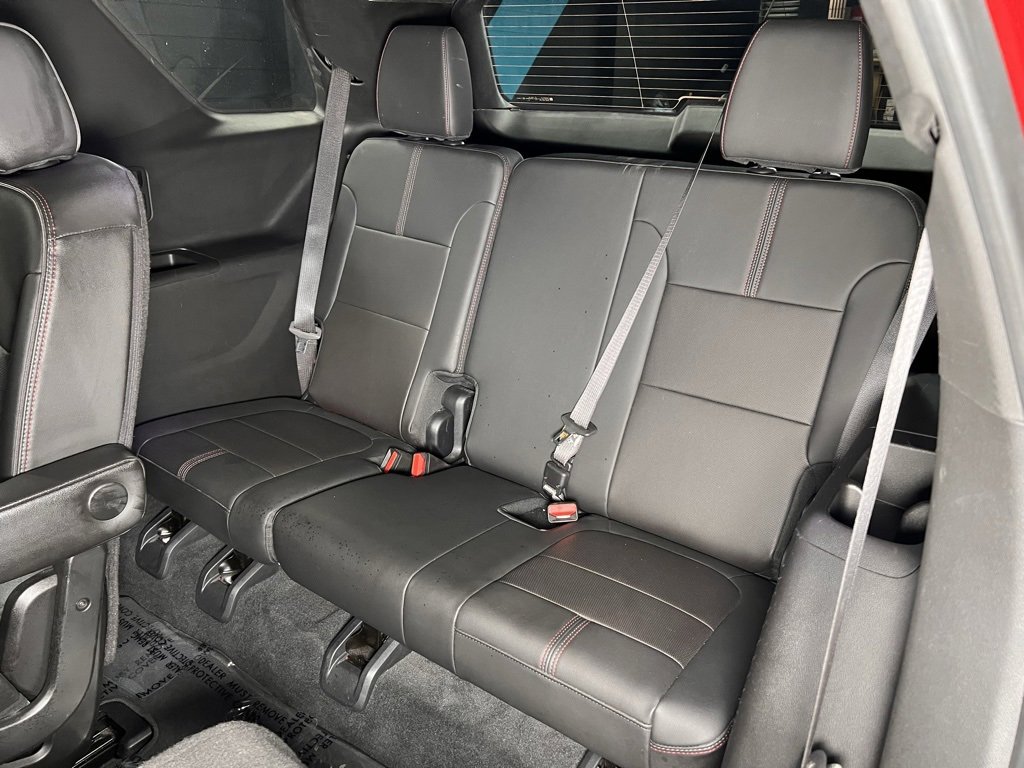 Used 2023 Chevrolet Traverse RS image 14