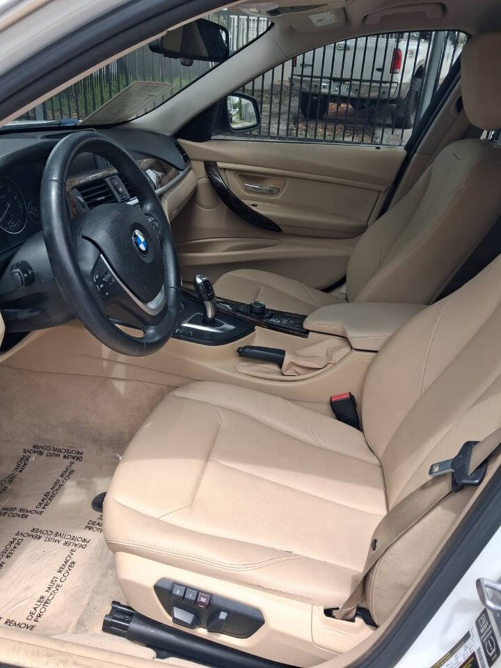 Used 2015 BMW 328i Sedan RWD image 6