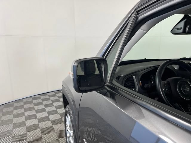 Used 2020 Jeep Renegade Limited AWD/4WD image 14