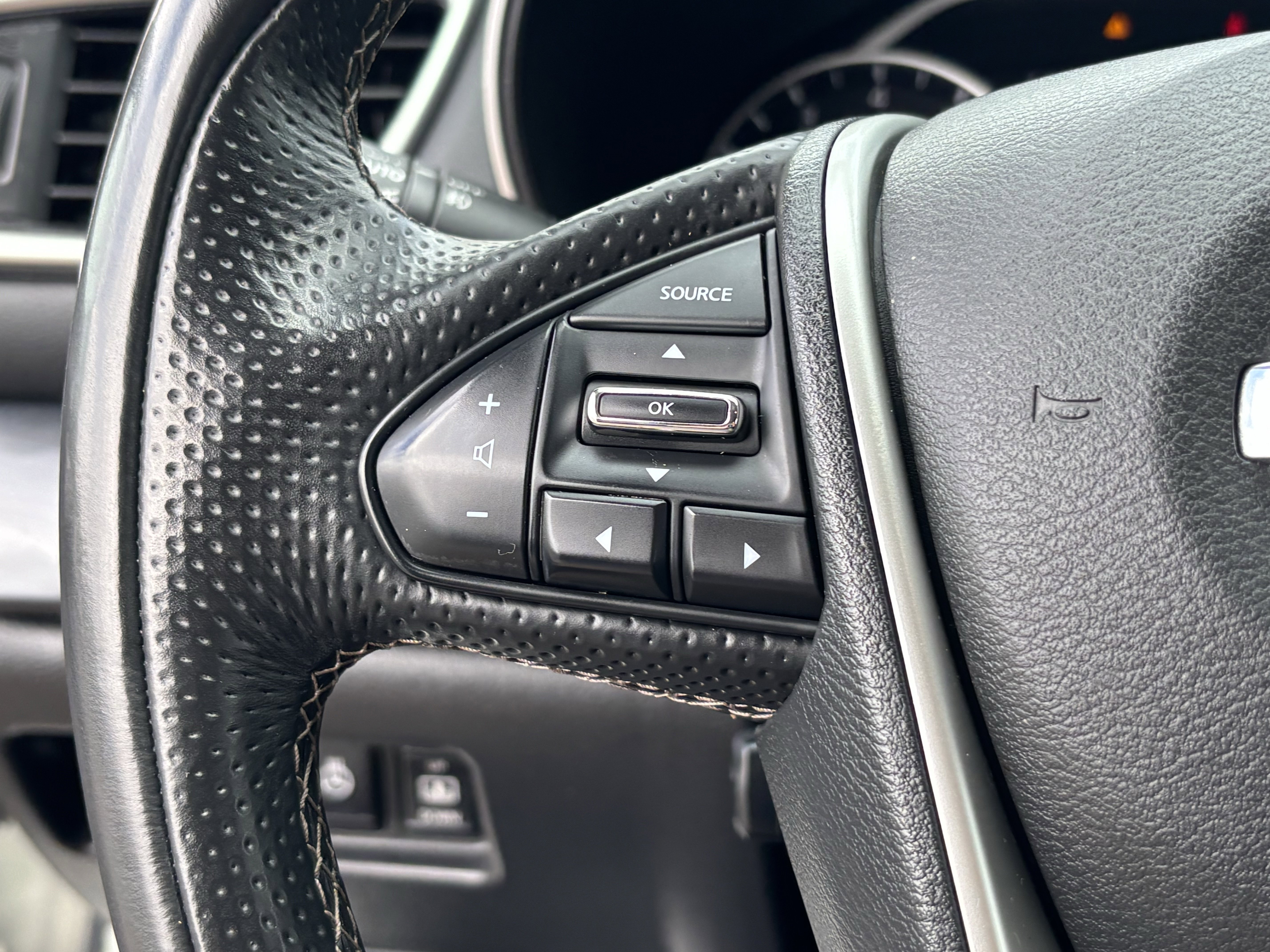Used 2022 Nissan Maxima Platinum w/ Sport Mat Group FWD image 29
