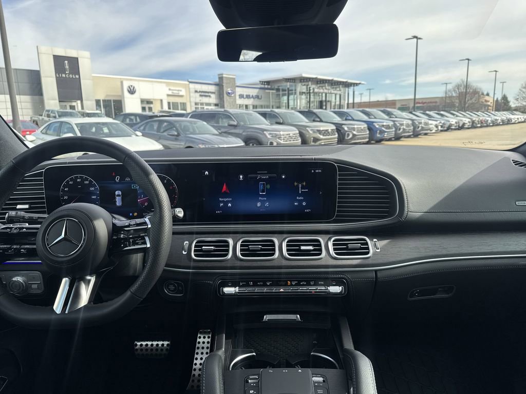 New 2025 Mercedes-Benz GLS 450 4MATIC image 17
