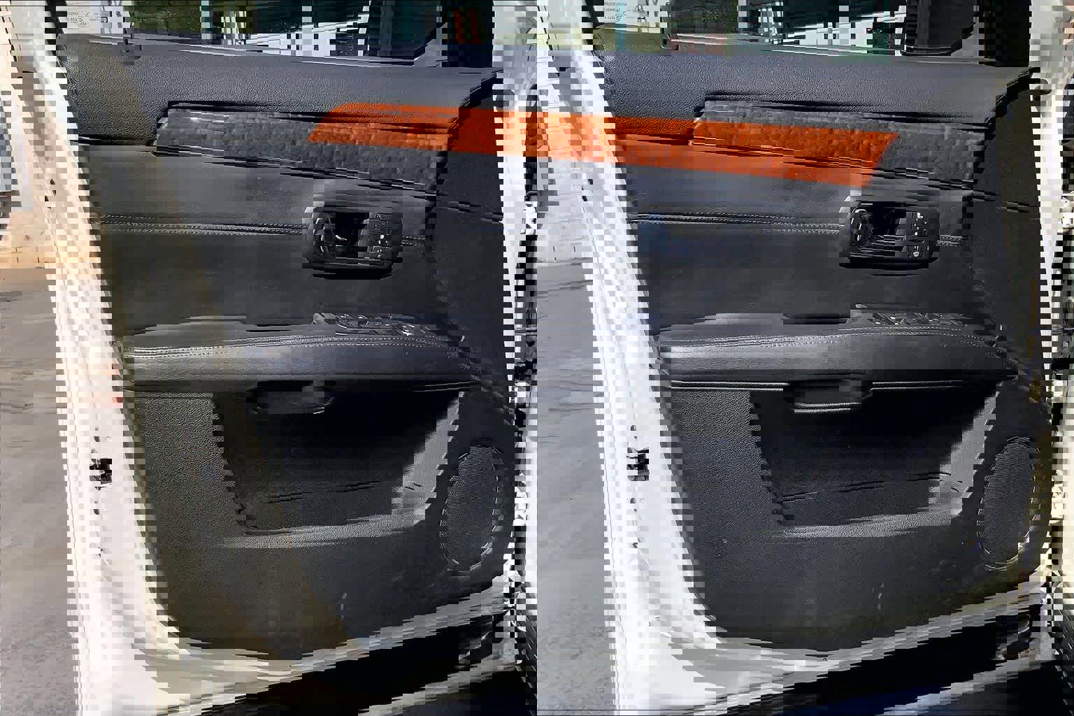 Used 2008 Cadillac SRX AWD w/ Theater Package image 19