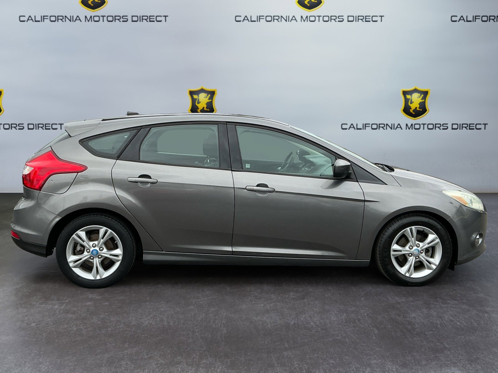 Used 2012 Ford Focus SE FWD image 4
