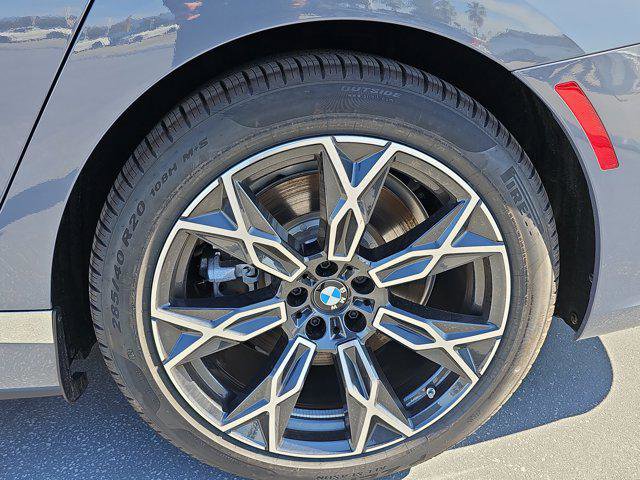 New 2025 BMW i7 eDrive50 w/ Premium Package image 35