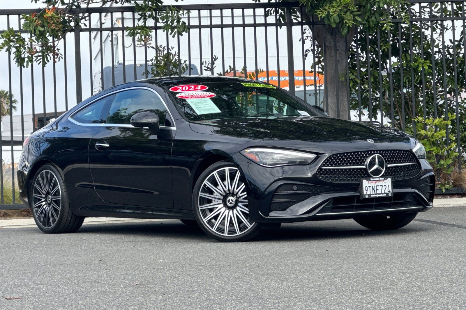 Certified 2024 Mercedes-Benz CLE 300 4MATIC Coupe image 2