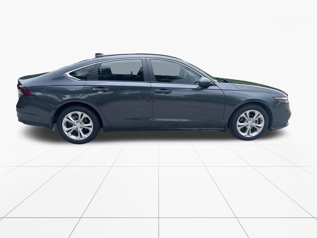 Used 2024 Honda Accord LX image 9