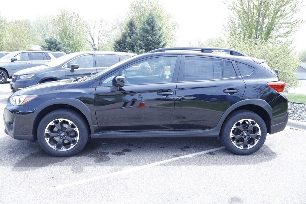 Used 2021 Subaru Crosstrek 2.0i Premium w/ Moonroof Package AWD/4WD image 2